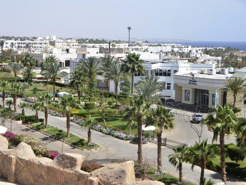 Queen Sharm Aqua Park Hotel Bagian luar foto